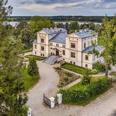 Palac Warlity Olsztynek Exterior photo